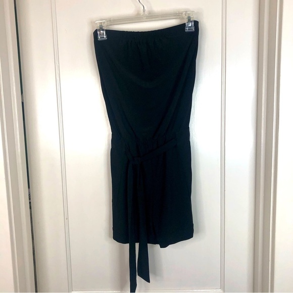 WHBM black strapless romper with attached tie belt XS - Picture 5 of 13